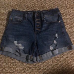 distressed denim shorts!